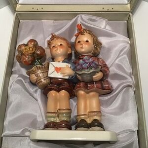 Goebel Hummel 50th Anniversary of “ THE LOVE LIVES ON “ estate find * MINT *